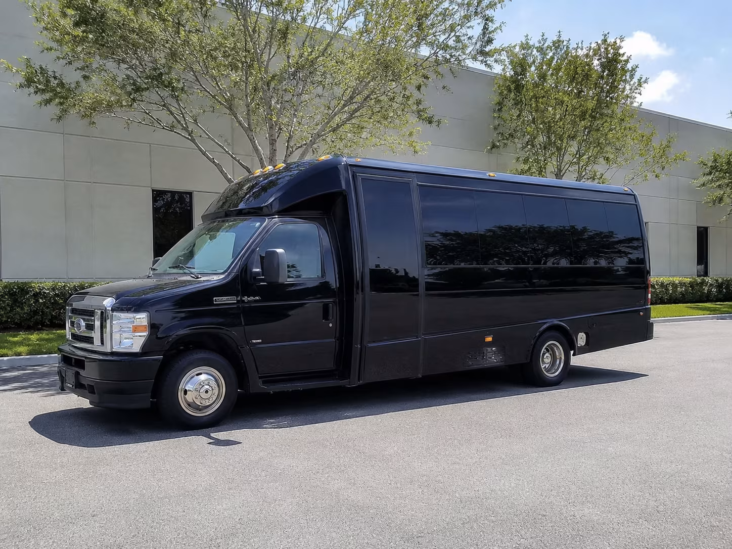 find and book transportation for your next corporate event 4
