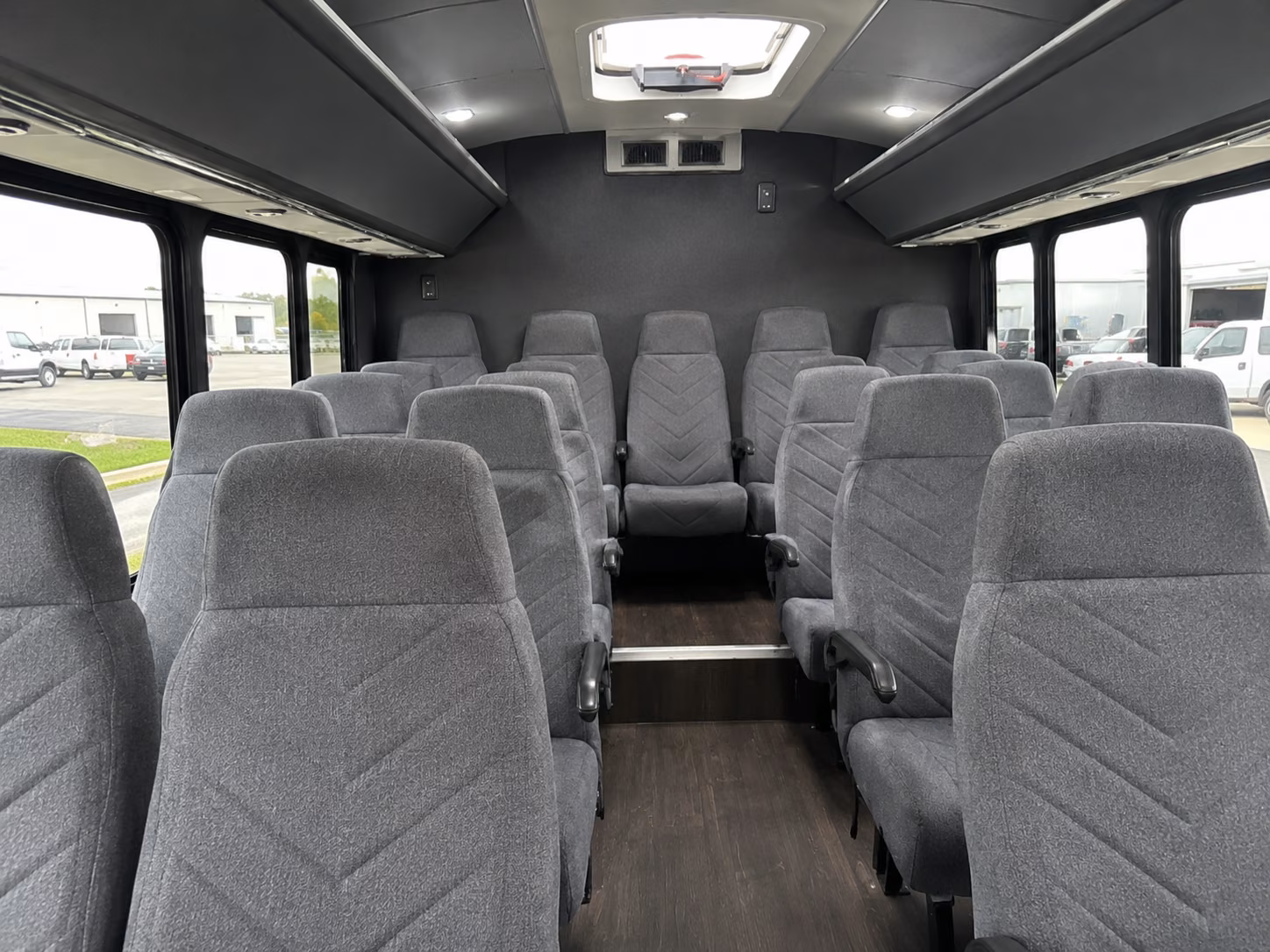 minibus and charter bus rentals to tigers games at comerica park