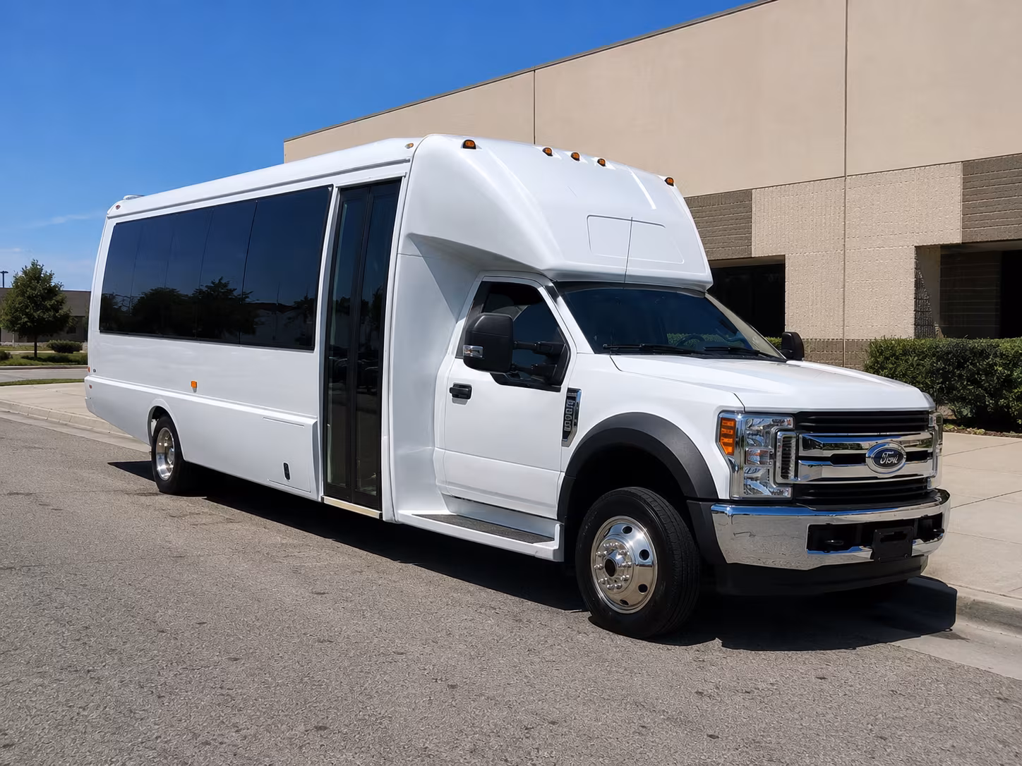 minibus rentals for ann arbor and dexter winery runs from westland