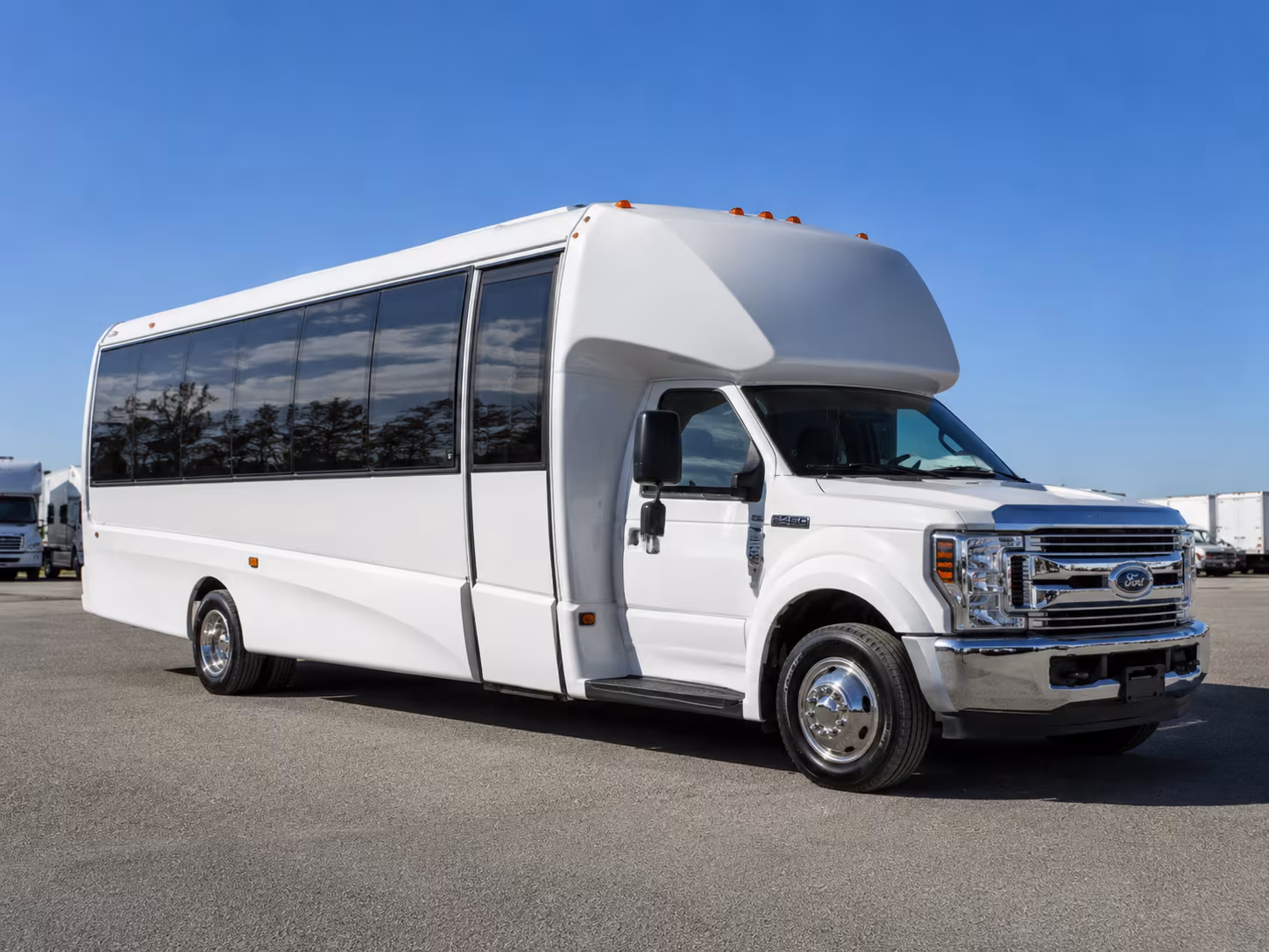 minibuses and charter buses for ann arbor science and university field trips